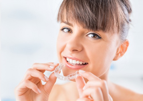 Clear Aligners for a Confident, Straighter Smile