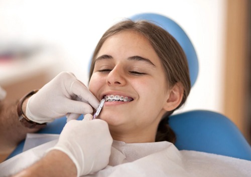 How to Choose the Right Orthodontist for Braces Treatment